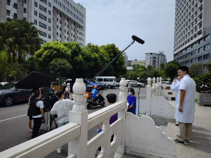 双清区广告片拍摄公司低成本实现高规格制作的诀窍